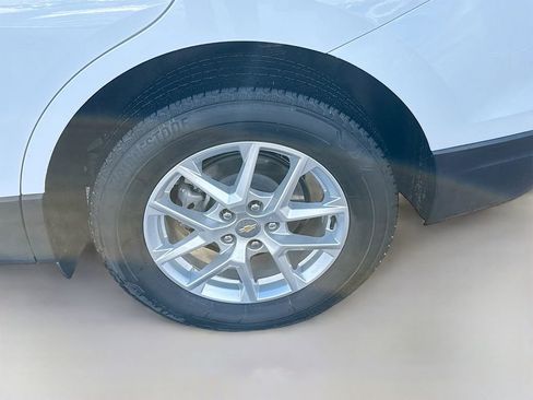 Used 2023 Chevrolet Equinox LT image 23