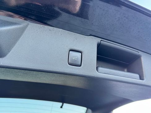 Used 2022 Ford Escape SE w/ Convenience Package image 5