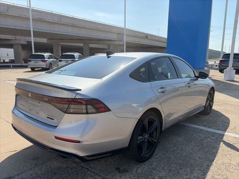 Used 2024 Honda Accord Sport image 6