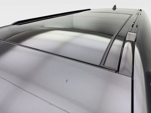 Used 2024 Land Rover Defender 130 Outbound image 20