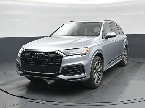Used 2023 Audi Q7 2.0T Premium Plus w/ Premium Plus Package AWD/4WD image 8