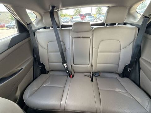 Used 2021 Hyundai Tucson Limited FWD image 21