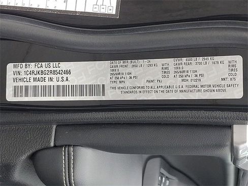 Used 2024 Jeep Grand Cherokee L Limited w/ Luxury Tech Group II image 27