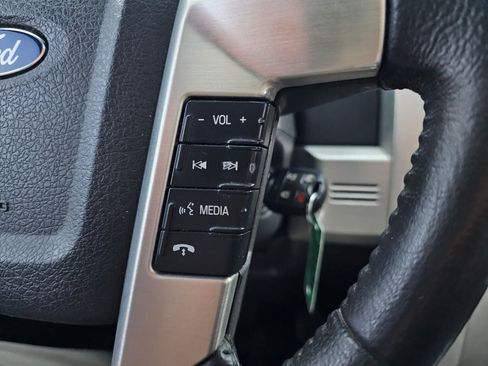 Used 2014 Ford F150 Platinum image 47