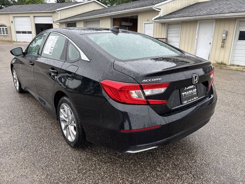 Used 2019 Honda Accord LX image 7
