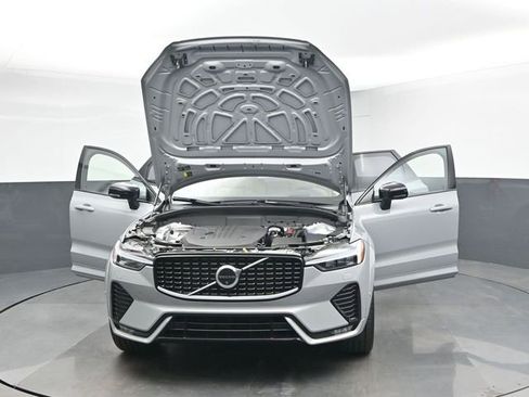 Used 2024 Volvo XC60 B5 Ultimate w/ Protection Package Premier image 50