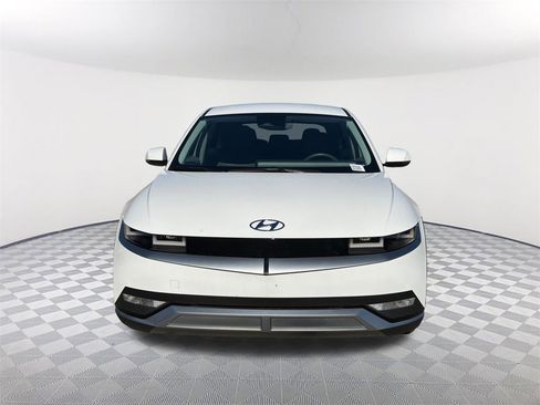 Used 2022 Hyundai Ioniq 5 SE image 2