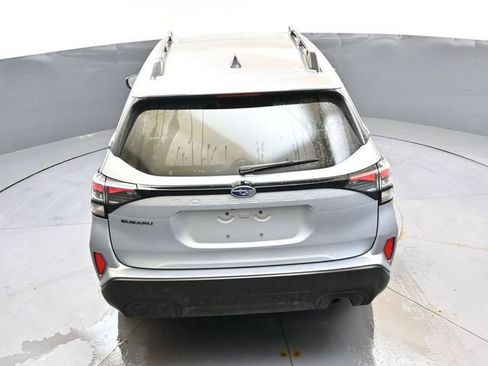 Used 2025 Subaru Forester Premium AWD/4WD image 48
