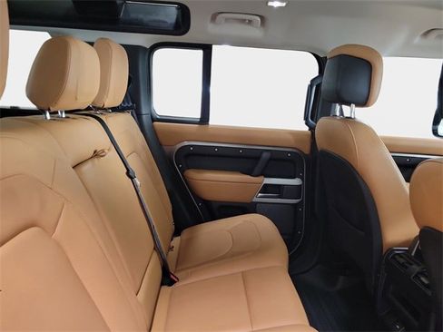 Certified 2024 Land Rover Defender 110 S image 34