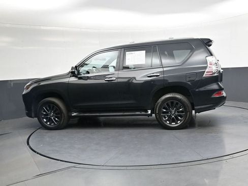 Used 2023 Lexus GX 460 Premium w/ Premium Package AWD/4WD image 7