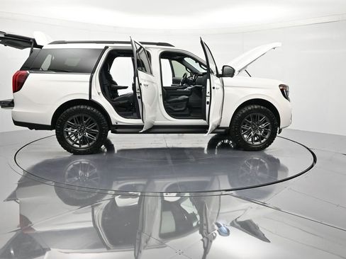 New 2026 Ford Expedition Platinum w/ Stealth Appearance Package AWD/4WD image 50