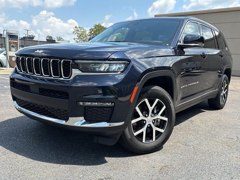 Used 2024 Jeep Grand Cherokee L Limited RWD image 1