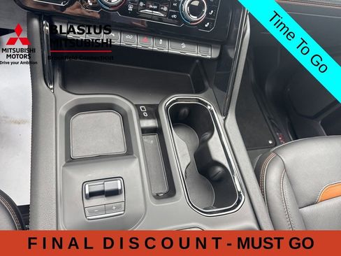 Used 2025 GMC Sierra 2500 AT4 w/ AT4 Premium Plus Package AWD/4WD image 33