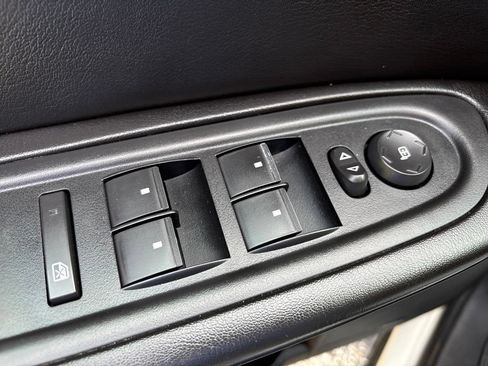 Used 2015 Chevrolet Traverse LT AWD/4WD image 13