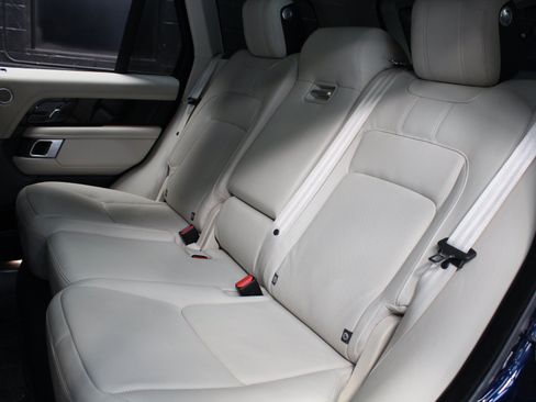 Used 2021 Land Rover Range Rover P525 Westminster Edition AWD/4WD image 31