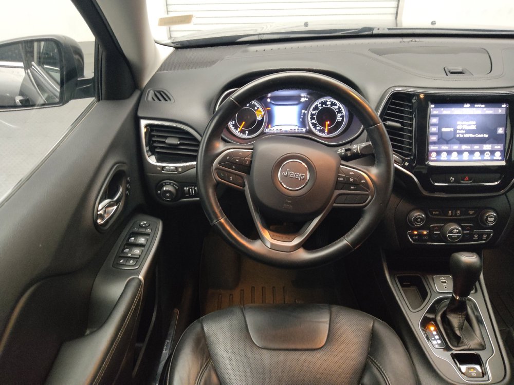 Used 2019 Jeep Cherokee Limited FWD image 22