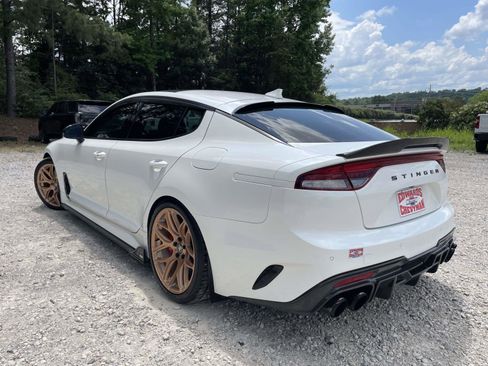 Used 2022 Kia Stinger GT1 AWD/4WD image 25