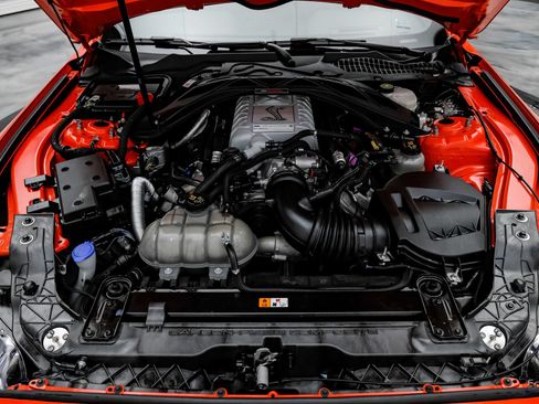 Used 2022 Ford Mustang Shelby GT500 w/ Technology Package RWD image 95