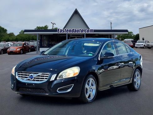 Used 2012 Volvo S60 T5 FWD image 1