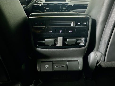 Used 2024 Acura MDX FWD image 28