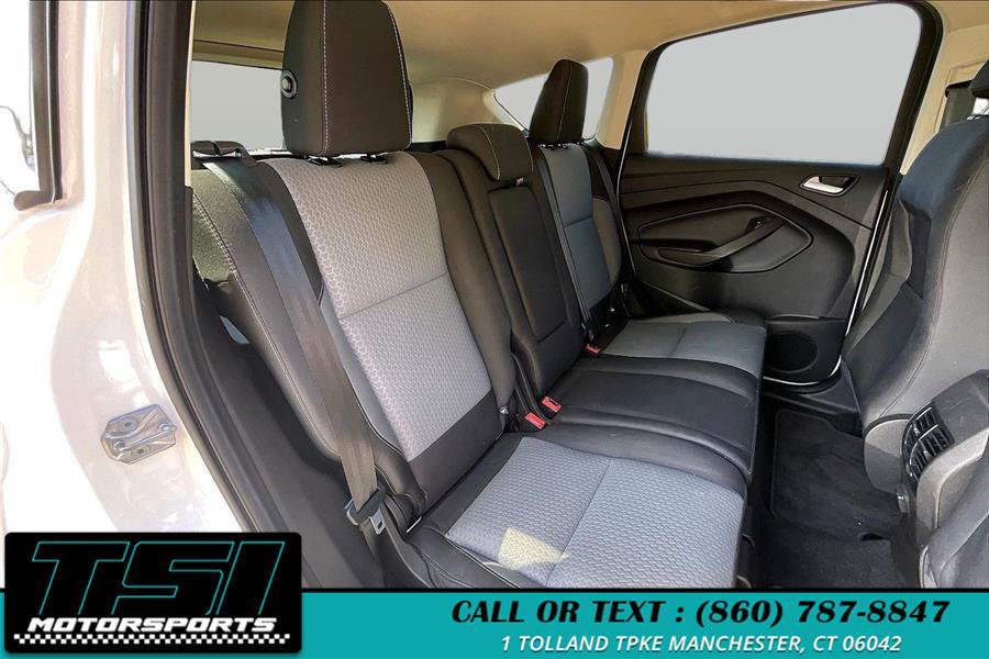 Used 2017 Ford Escape SE AWD/4WD image 27