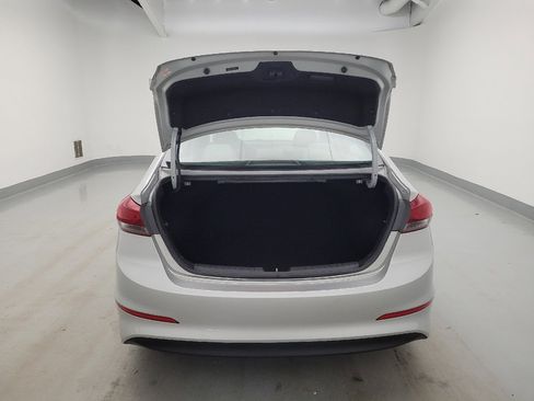 Used 2018 Hyundai Elantra SEL FWD image 29