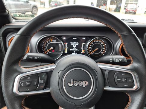 Used 2023 Jeep Gladiator Mojave w/ LED Lighting Group AWD/4WD image 20