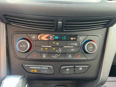 Used 2018 Ford Escape SEL FWD image 28