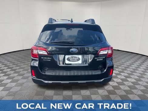 Used 2016 Subaru Outback 2.5i Limited AWD/4WD image 4