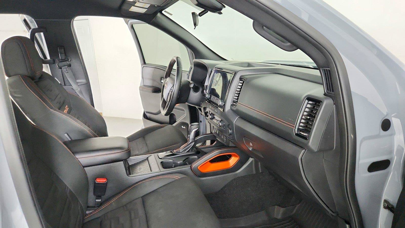 Used 2023 Nissan Frontier PRO-4X w/ Pro Convenience Package AWD/4WD image 28