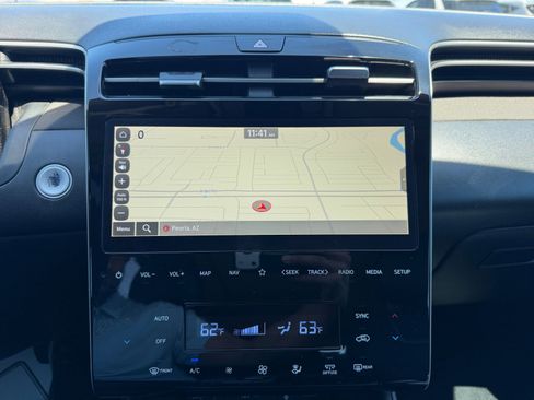 Used 2023 Hyundai Tucson Limited image 28