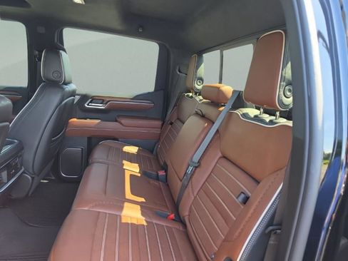Used 2024 GMC Sierra 1500 Denali Ultimate AWD/4WD image 25