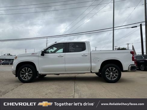 Used 2023 Chevrolet Silverado 1500 LT AWD/4WD image 2