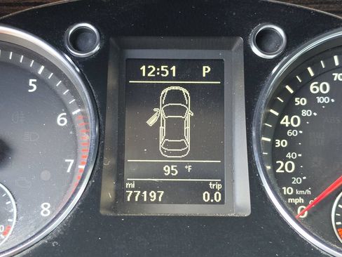 Used 2017 Volkswagen CC Sport FWD image 31