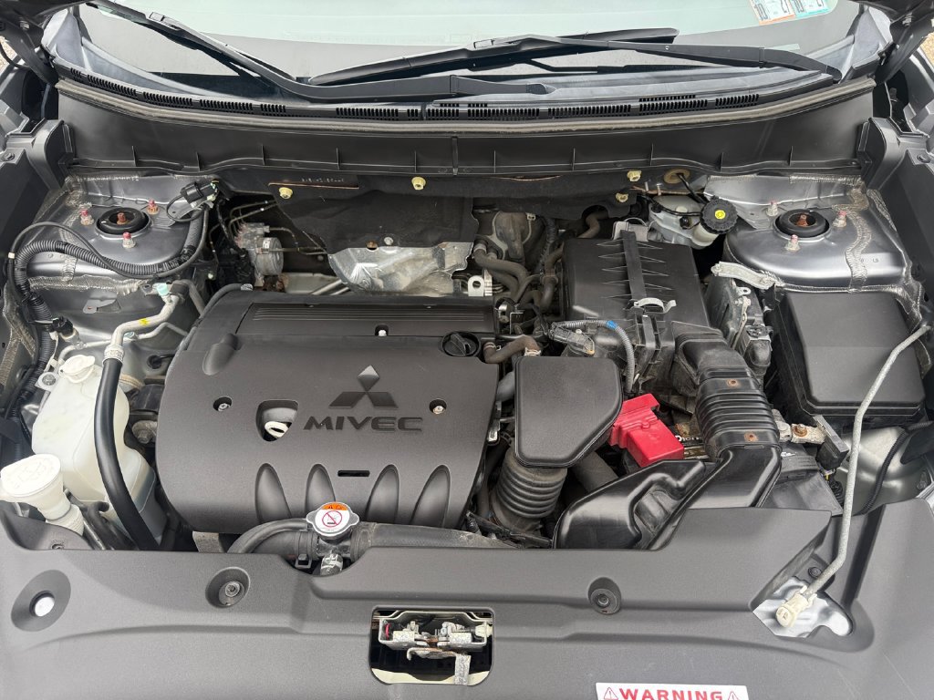 Used 2017 Mitsubishi Outlander Sport SE AWD/4WD image 27
