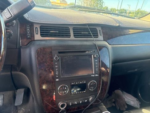 Used 2013 GMC Sierra 2500 Denali AWD/4WD image 17
