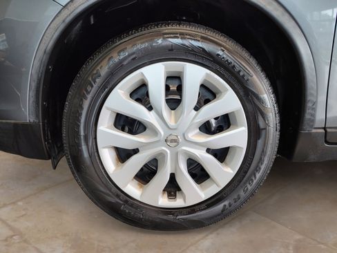 Used 2019 Nissan Rogue S FWD image 26