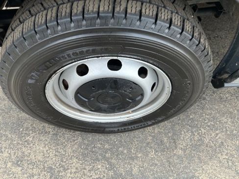 Used 2019 Ford Transit 250 148 High Roof Extended image 20