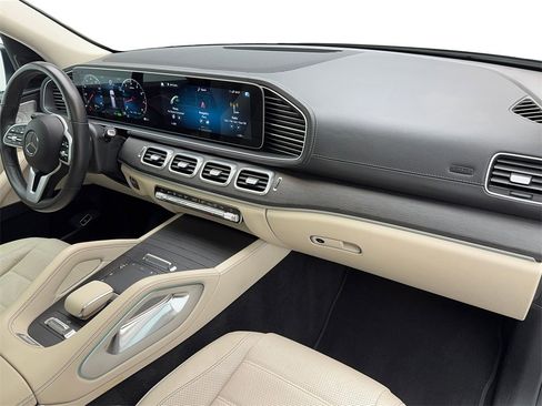 Used 2021 Mercedes-Benz GLS 450 4MATIC image 47