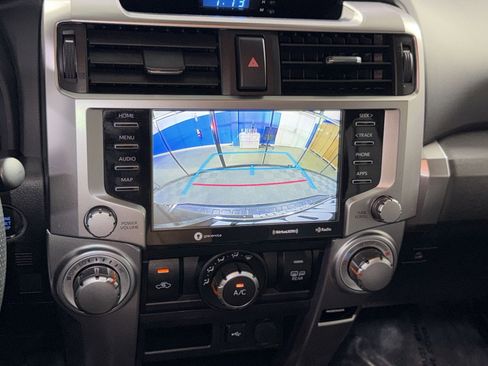 Used 2020 Toyota 4Runner SR5 Premium w/ Moonroof Package AWD/4WD image 33