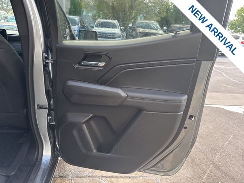 Used 2023 Chevrolet Colorado LT w/ LT Convenience Package image 12