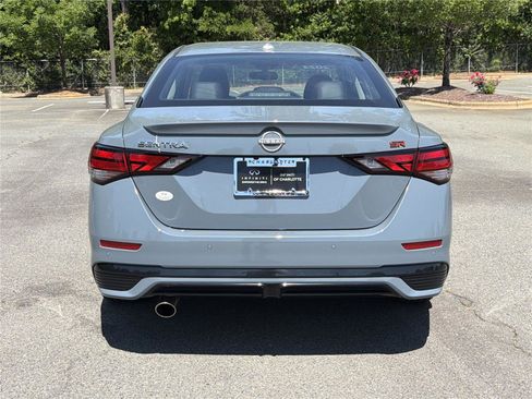Used 2024 Nissan Sentra SR w/ SR Premium Package FWD image 26