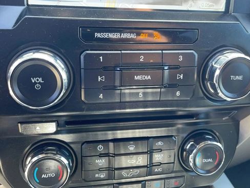 Used 2017 Ford F150 Lariat AWD/4WD image 12