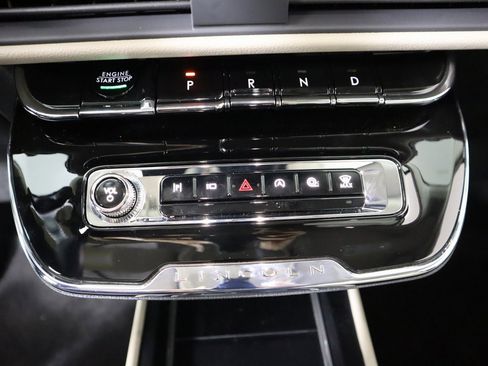 New 2025 Lincoln Corsair AWD image 9