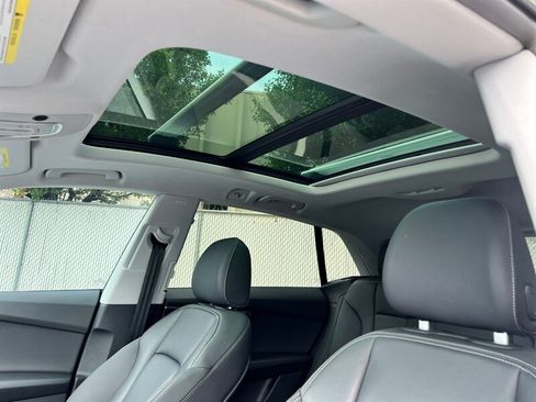 Used 2022 Audi Q8 Premium AWD/4WD image 18