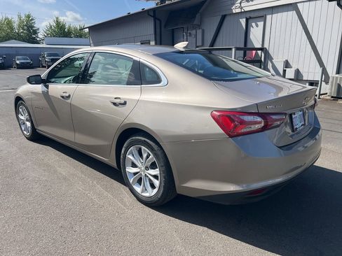 Used 2022 Chevrolet Malibu LT FWD image 5