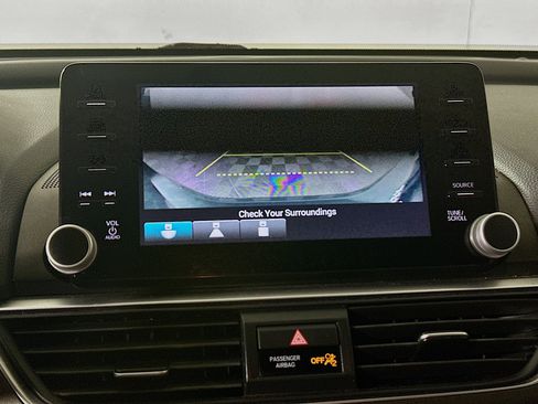 Used 2021 Honda Accord LX image 25