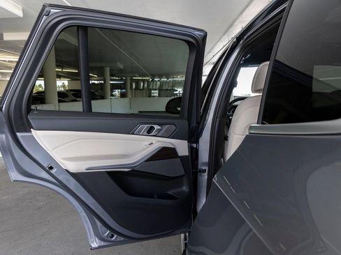 Certified 2024 BMW X5 sDrive40i w/ Premium Package RWD image 20