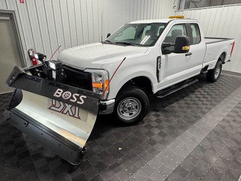 Used 2023 Ford F350 XL w/ Snow Plow Prep Package image 38