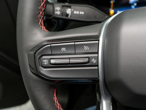 Used 2023 Chevrolet Colorado Z71 w/ Advanced Trailering Package image 25